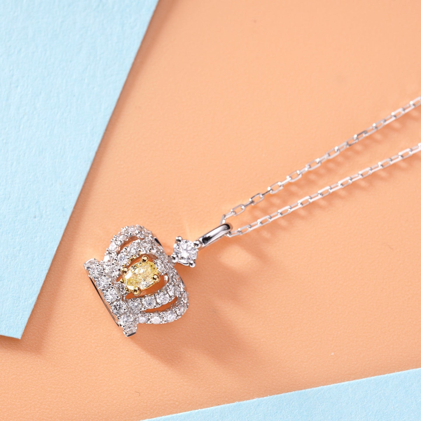 Luxurious Yellow Diamond Crown Pendant Jewelry - Yellow Diamond Pendant