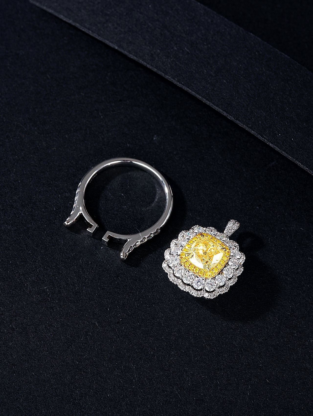 Luxury Double-Wear Diamond Ring with 2-carat Center Stone - Premium Jewelry - Yellow Diamond Ring