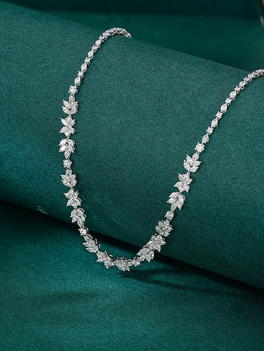 Marquise-Cut Leaf Pendant Necklace (39cm) - Premium Jewelry Collection - White Diamond Necklace