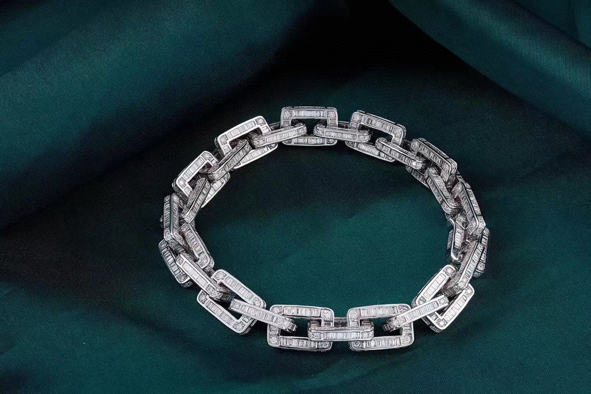 Men’s 3D Bracelet - Premium Jewelry Piece - White Diamond Bracelet