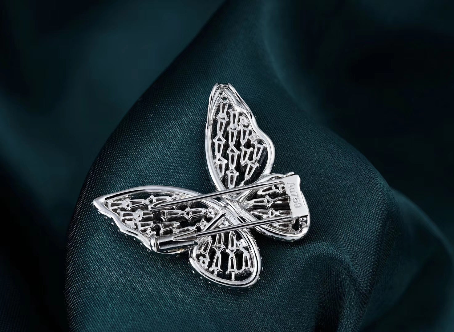 Openwork Butterfly Brooch/Pendant (Two-Wear Style) Jewelry - Brooch