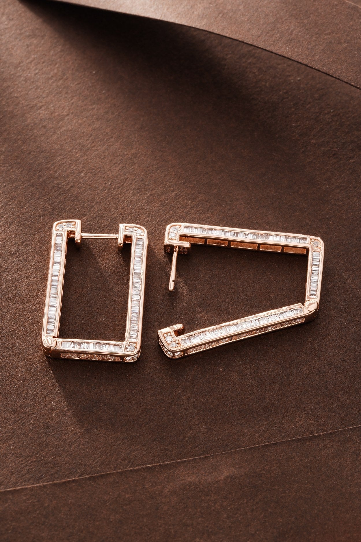 Rectangular Earrings with Diamond Accent - Luxurious Jewelry Piece - Jeweler.Jewelry