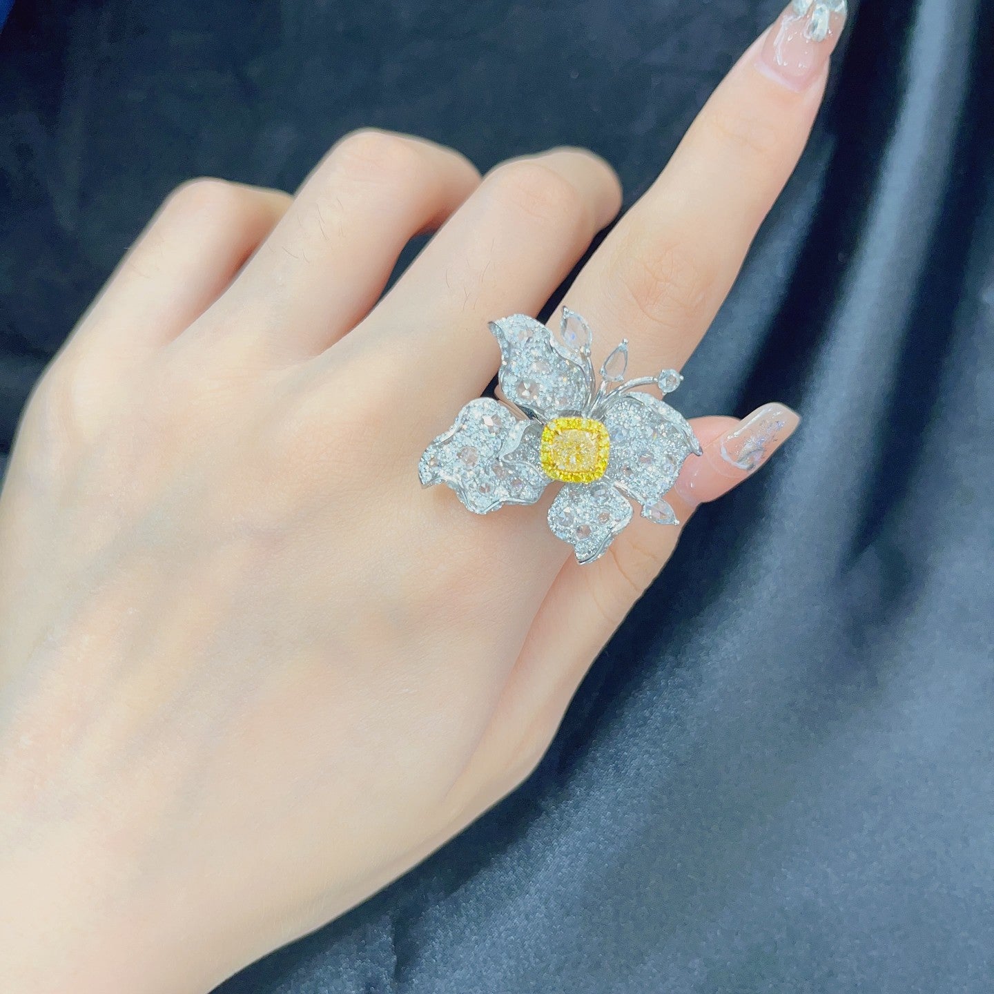 Rose Butterfly Diamond Ring - Luxurious Jewelry Piece - Yellow Diamond Ring