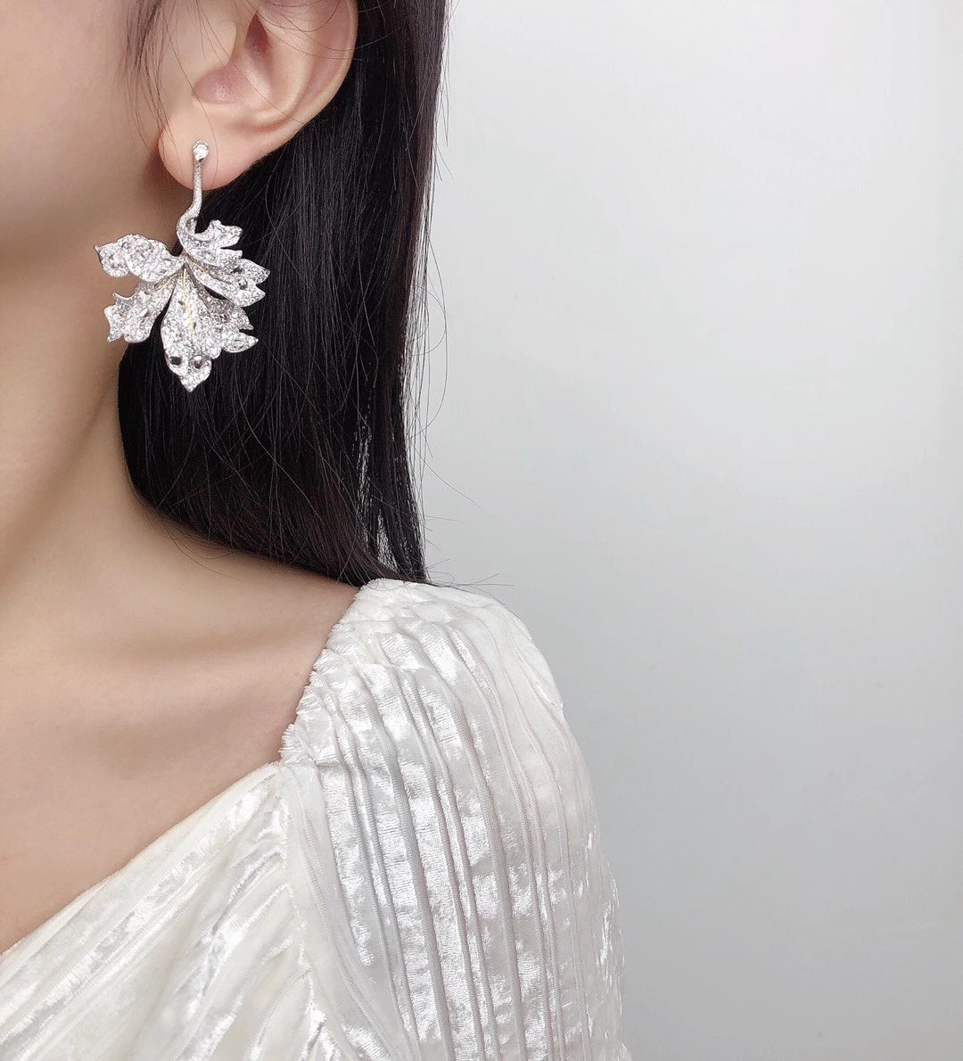 Rose Six-Leaf Earrings - Premium Jewelry Collection - Jeweler.Jewelry