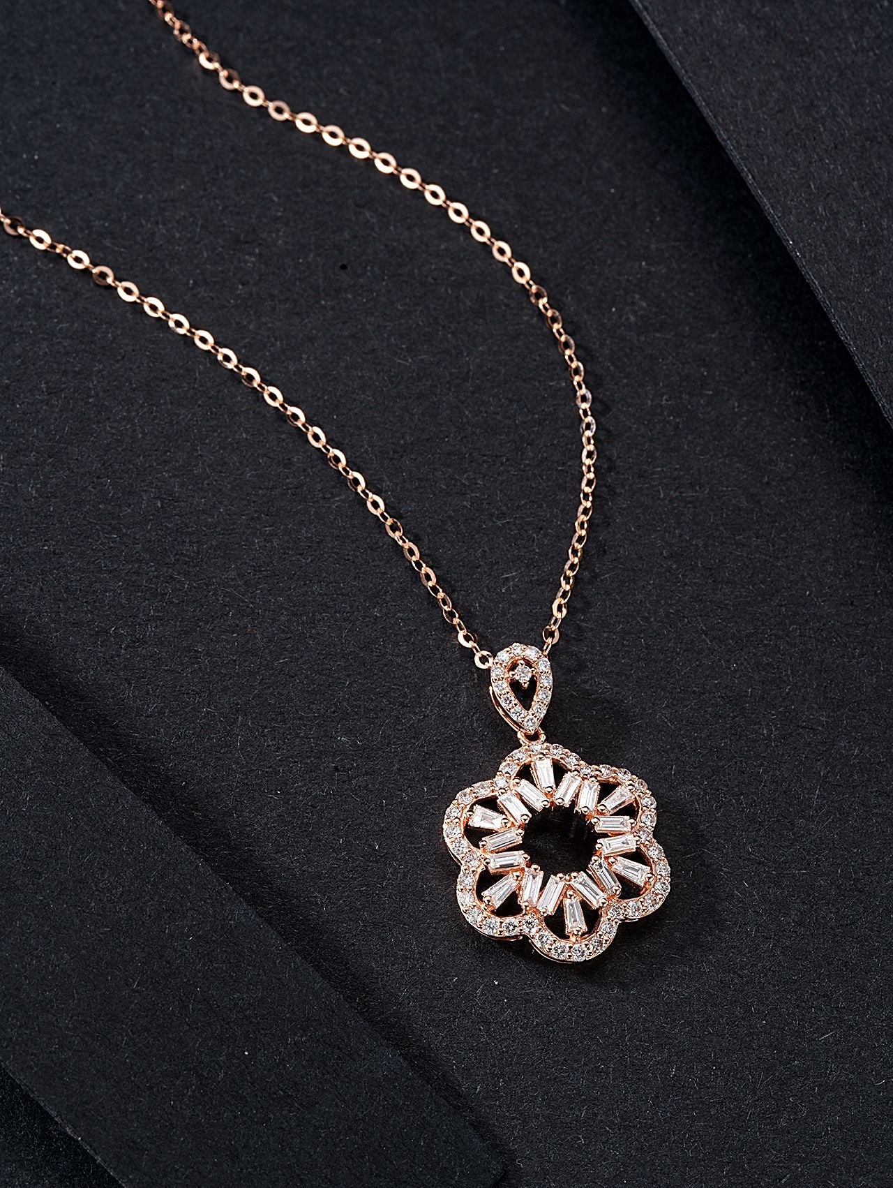 Six-Petal Round T Pendant - Premium Jewelry Piece - White Diamond Pendant