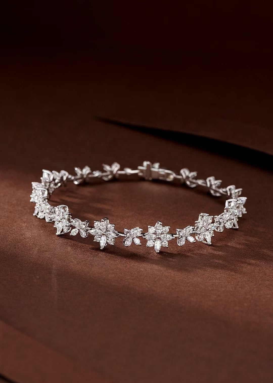 Snowflake Bracelet: Enchanting Diamond Jewelry - White Diamond Bracelet