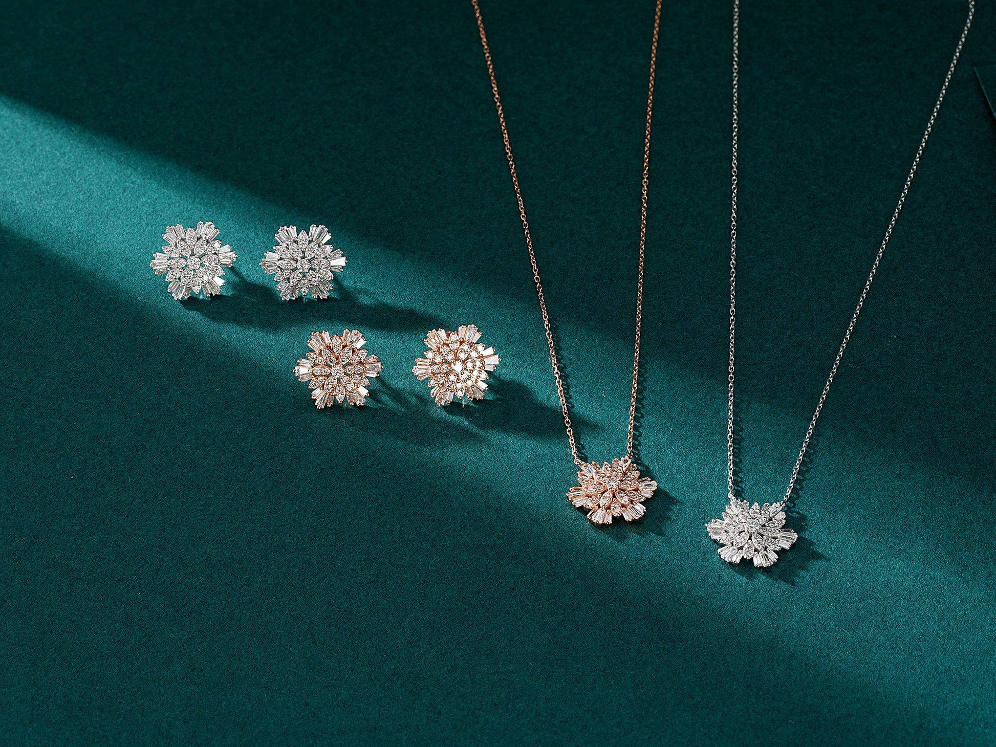 Snowflake Pendant Jewelry - A Sparkling Gem for Every Occasion - White Diamond Pendant