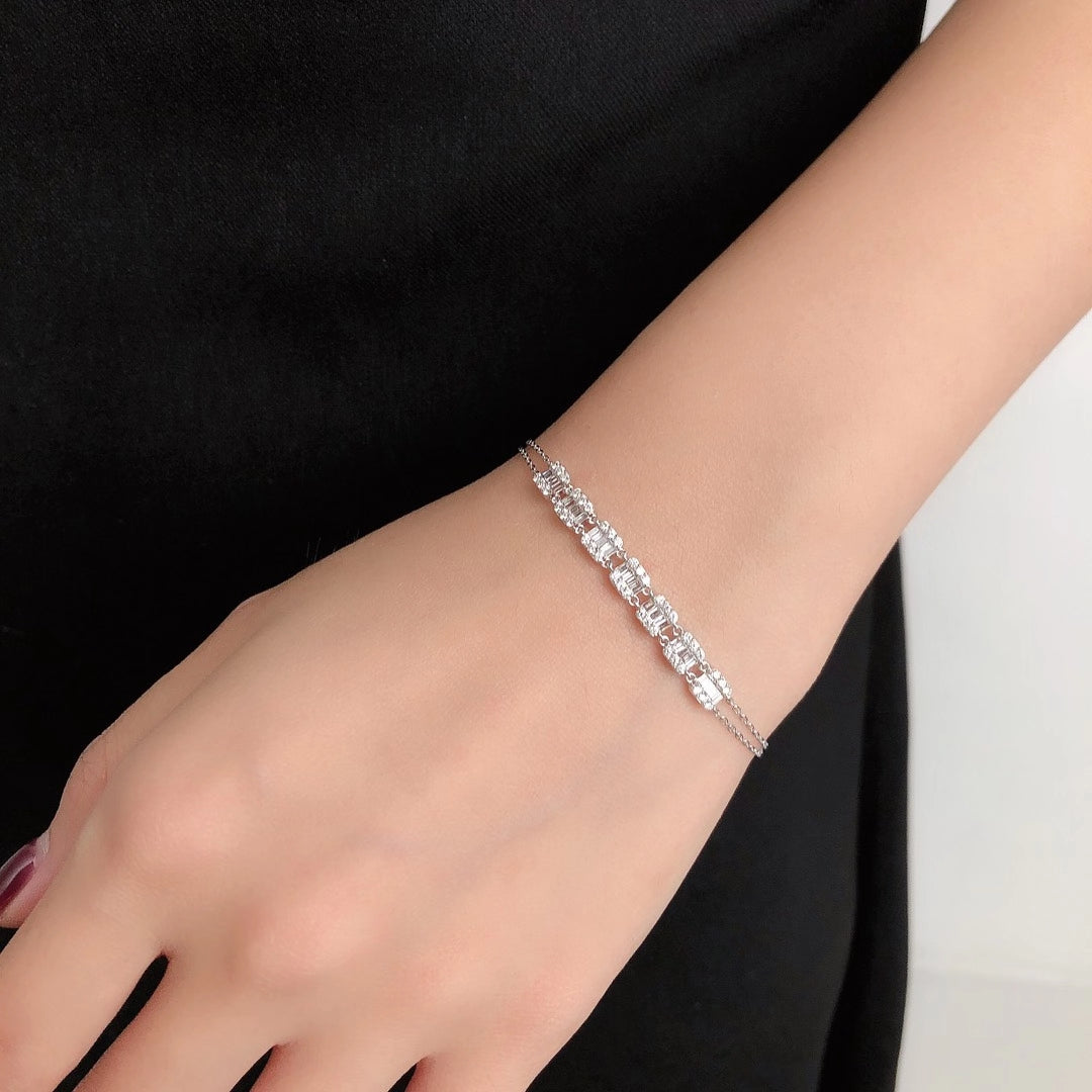 Sparkling Diamond Bracelet - Elegant Jewelry Piece - White Diamond Bracelet