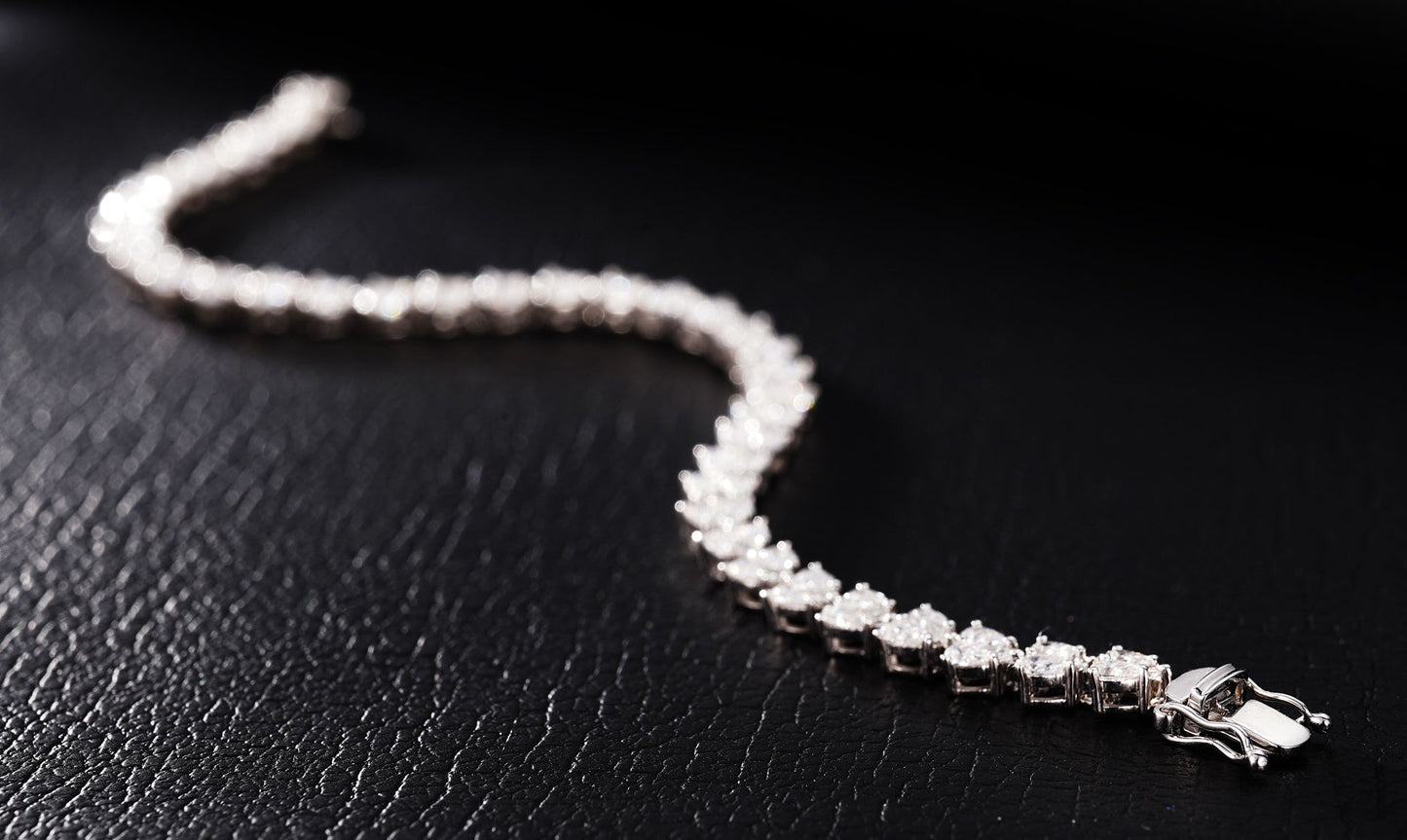 Sparkling Diamond Heart Bracelet - Luxurious Jewelry Collection - White Diamond Bracelet