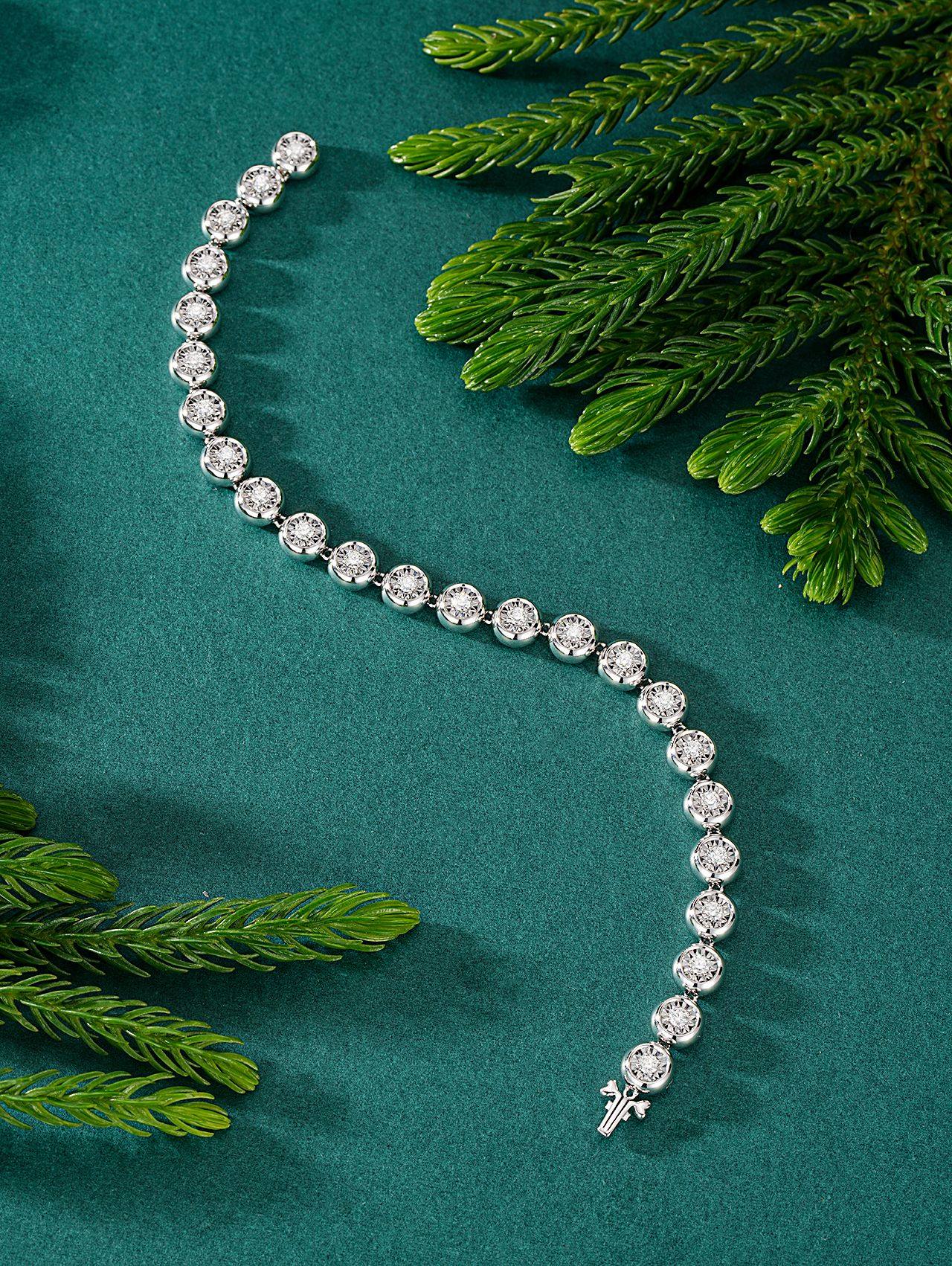 Sparkling Diamond Pavé Bracelet - Premium Jewelry Collection - White Diamond Bracelet