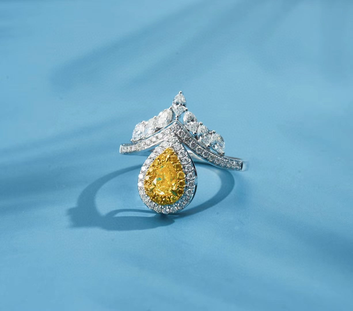 Sparkling Marquise Diamond Crown Ring Jewelry - Yellow Diamond Ring