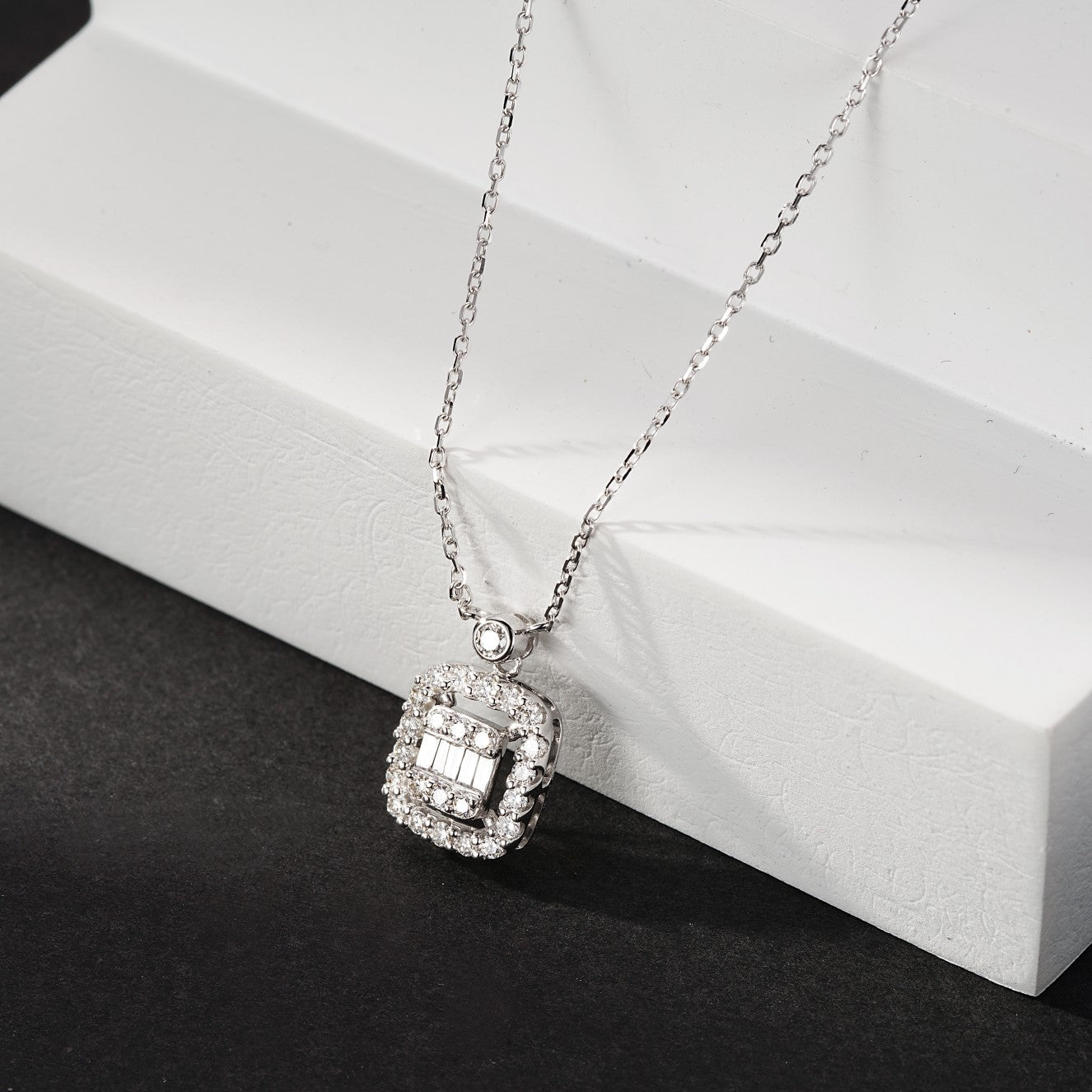 Sparkling Round Diamond Pendant Jewelry - Limited Time Offer - White Diamond Pendant