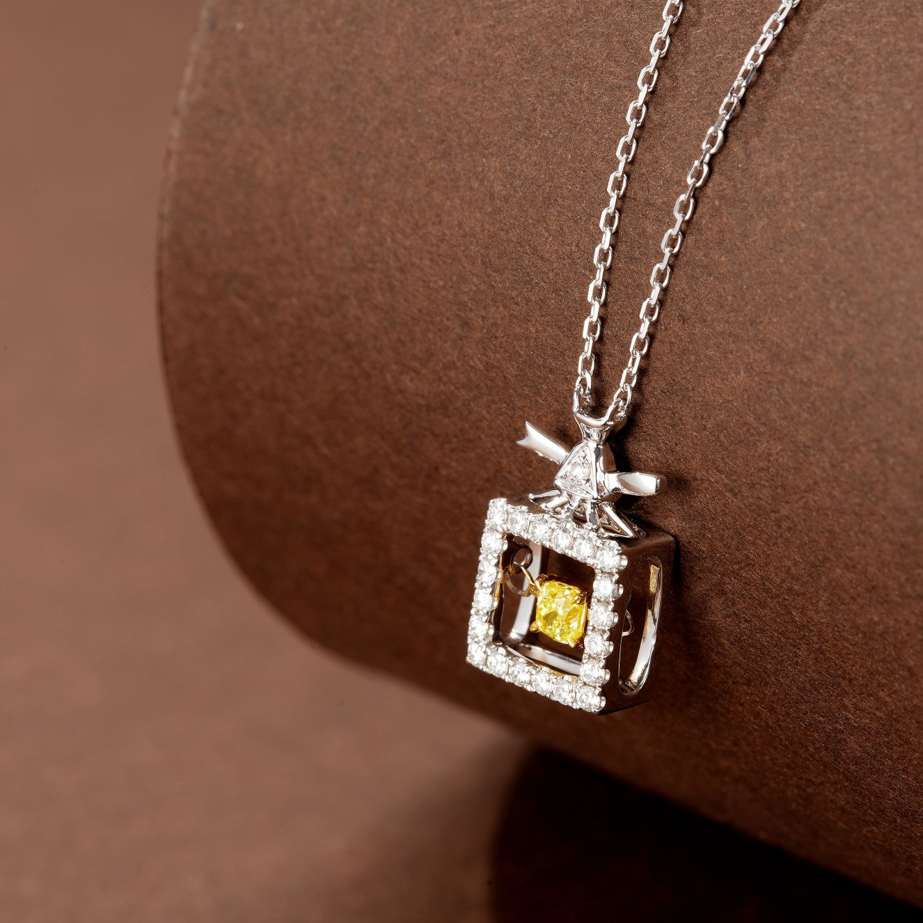 Sparkling Yellow Diamond Pendant - Elegant Jewelry Piece - Yellow Diamond Pendant