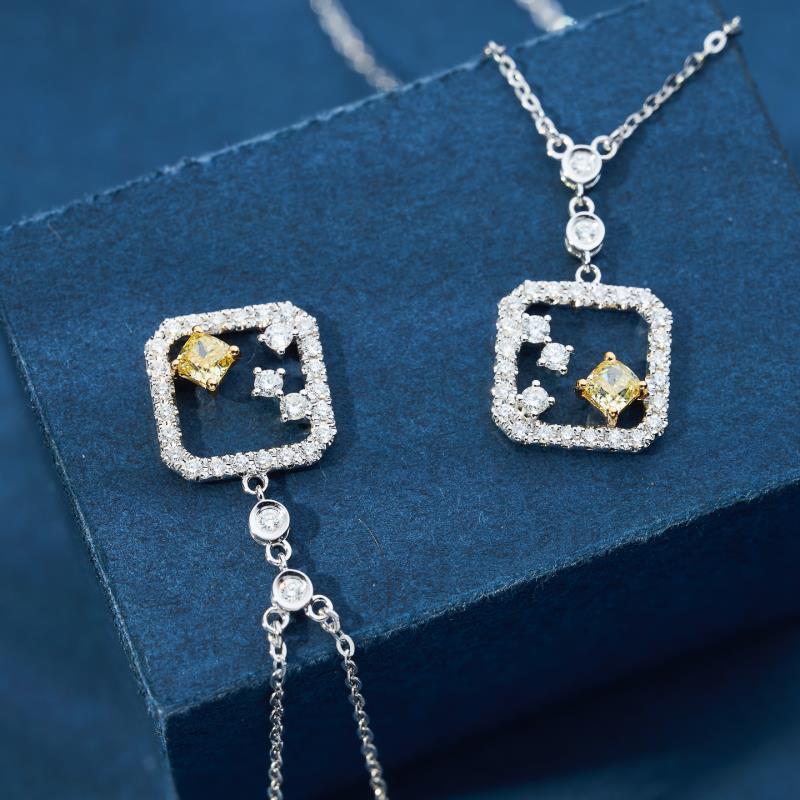 Square Pendant with Diamond Centerpiece - Luxurious Jewelry - Yellow Diamond Pendant