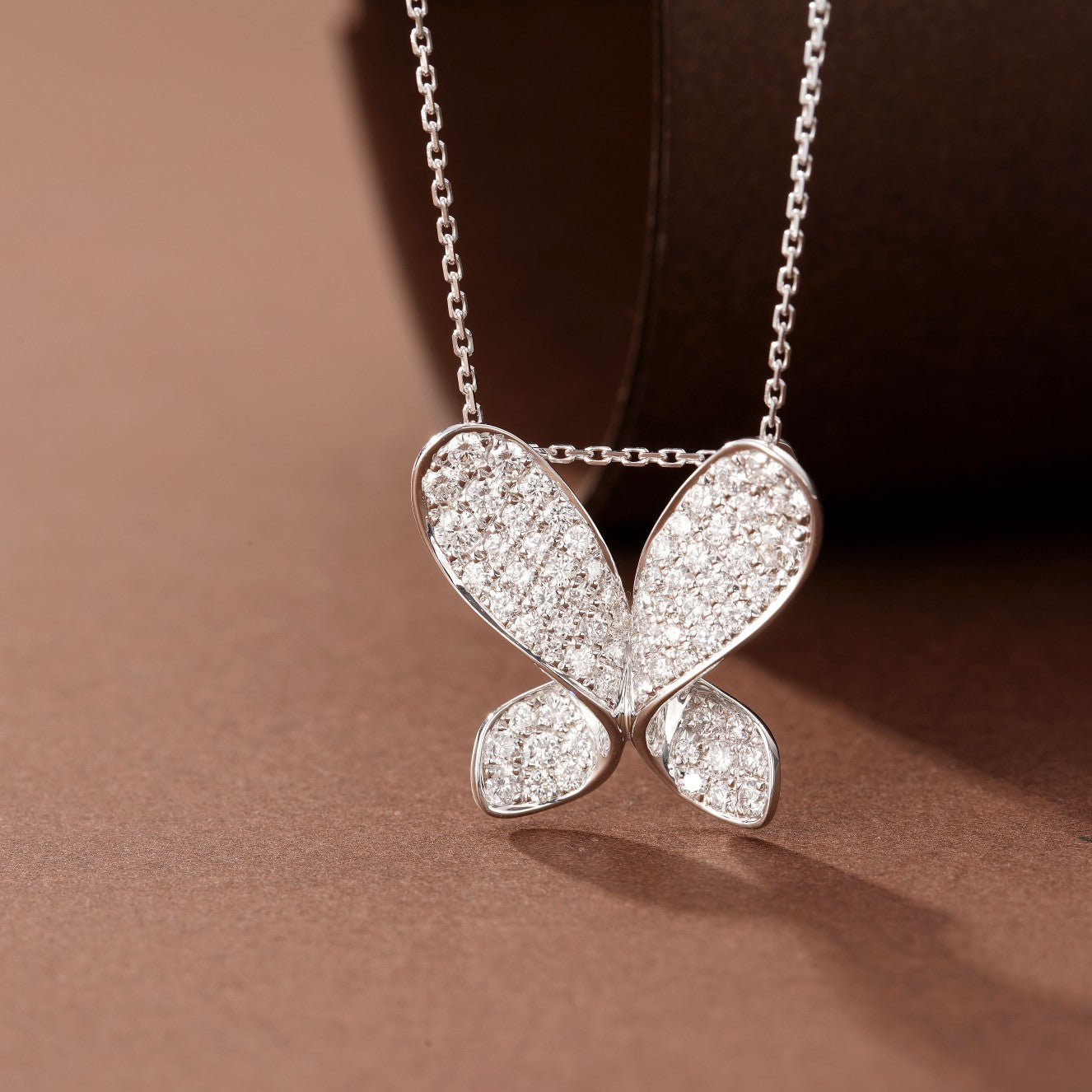 Stereoscopic Butterfly Pendant Jewelry - A Unique and Elegant Choice - White Diamond Pendant