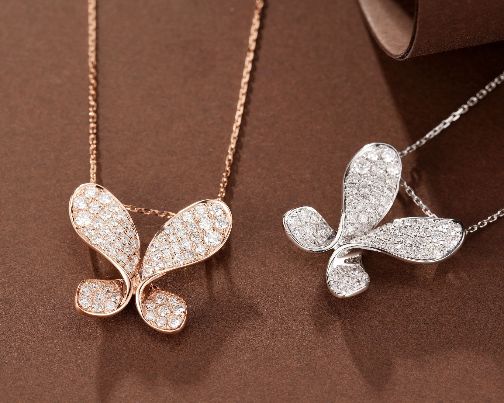 Stereoscopic Butterfly Pendant Jewelry - A Unique and Elegant Choice - White Diamond Pendant