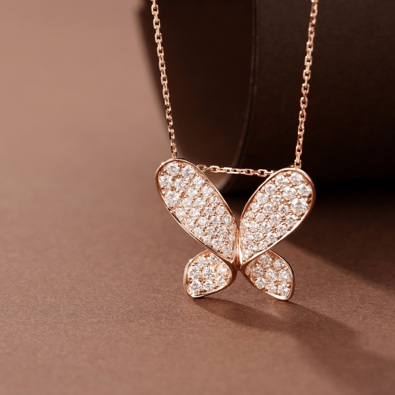 Stereoscopic Butterfly Pendant Jewelry - A Unique and Elegant Choice - White Diamond Pendant