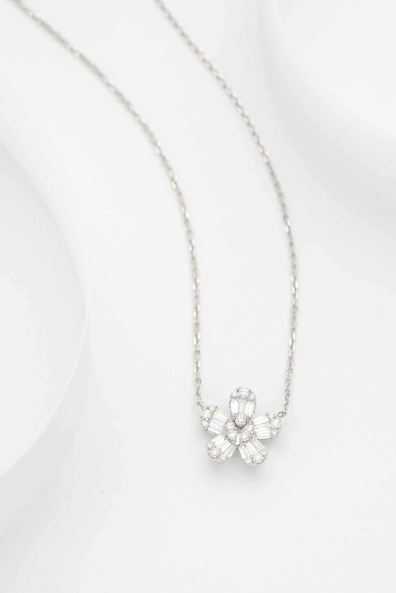 T-Shape Pendant with Water Drop Flower Design - Premium Jewelry - White Diamond Pendant