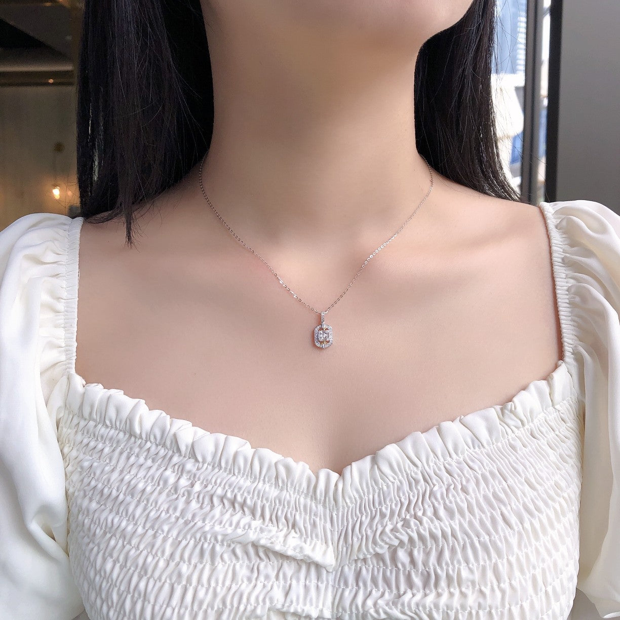 T-shaped Pendant with O-shaped Square Sugar Design Jewelry - White Diamond Pendant