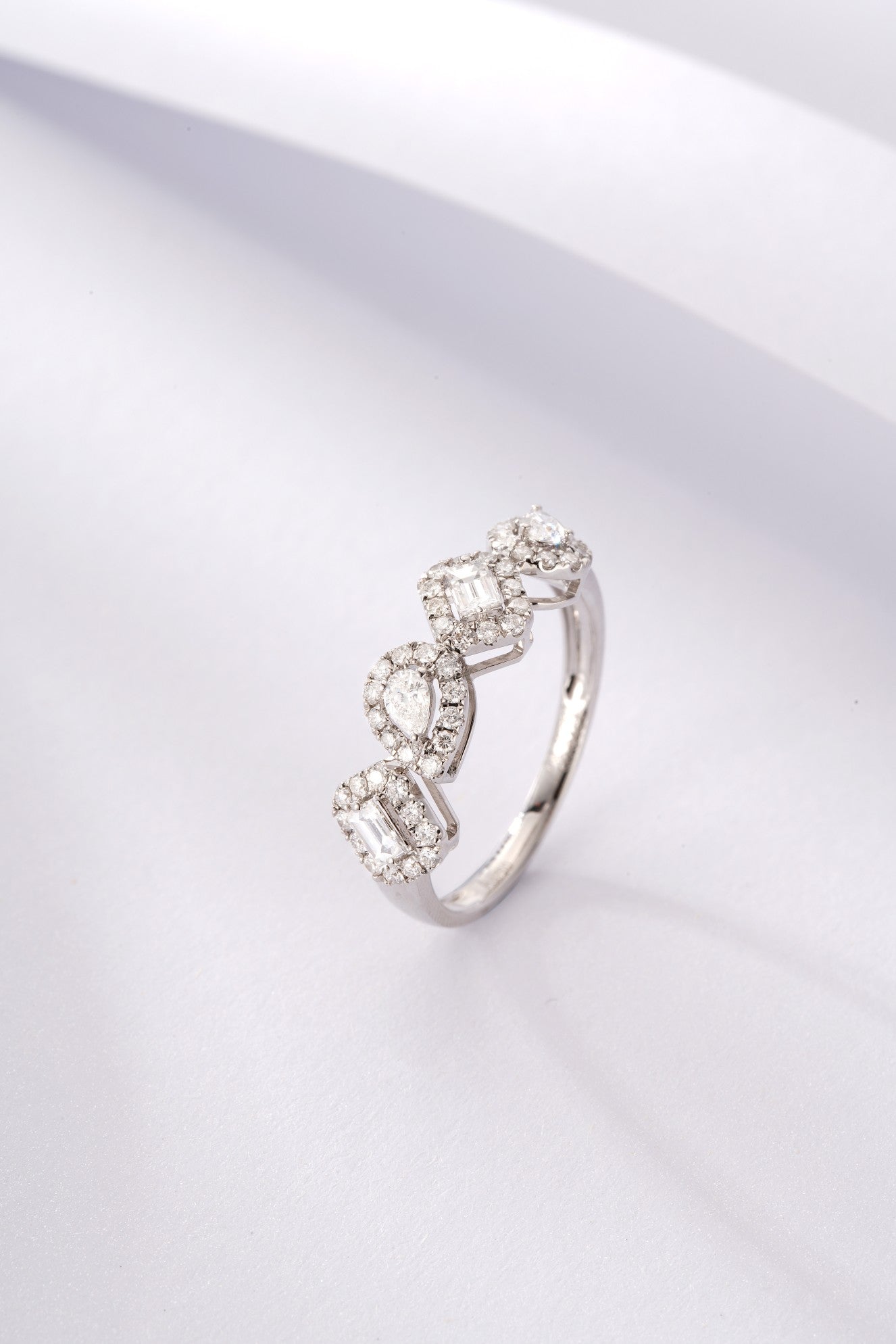 Unique Diamond Cluster Ring - Exquisite Jewelry Piece - White Diamond Ring