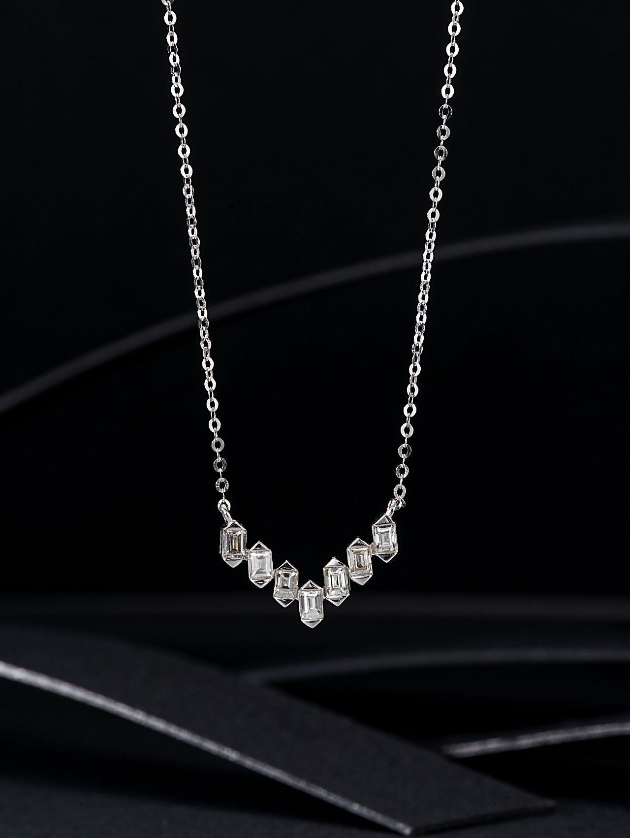 Unique Diamond Pendant - Exquisite Jewelry Piece - White Diamond Pendant