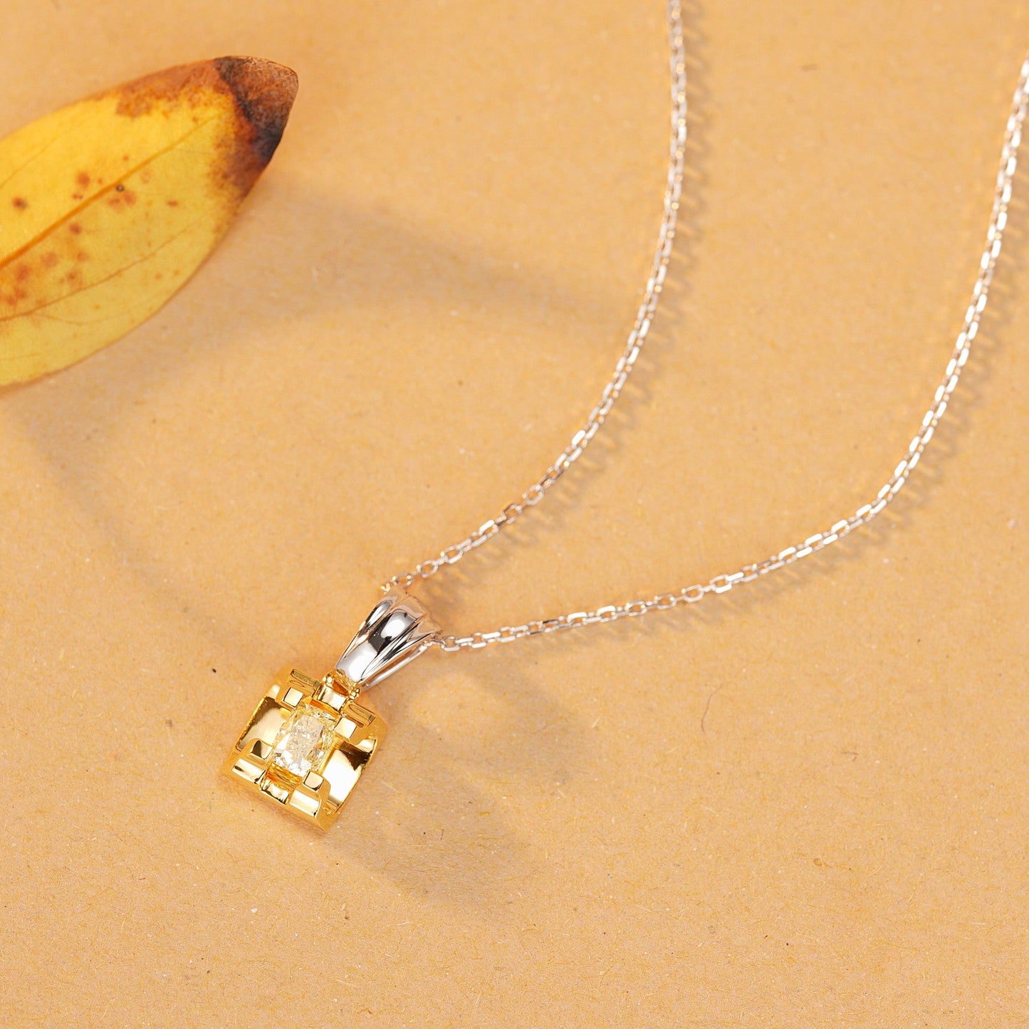 Yellow Diamond Bull Pendant - Luxurious Jewelry Piece - Yellow Diamond Pendant