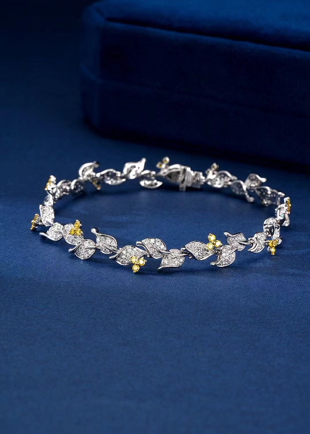 Yellow Diamond Three-Flower Round Diamond Leaf Bracelet - Luxury Jewelry - Yellow Diamond Bracelet